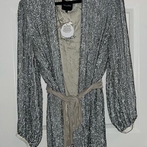 Retrofete long sleeve dress.